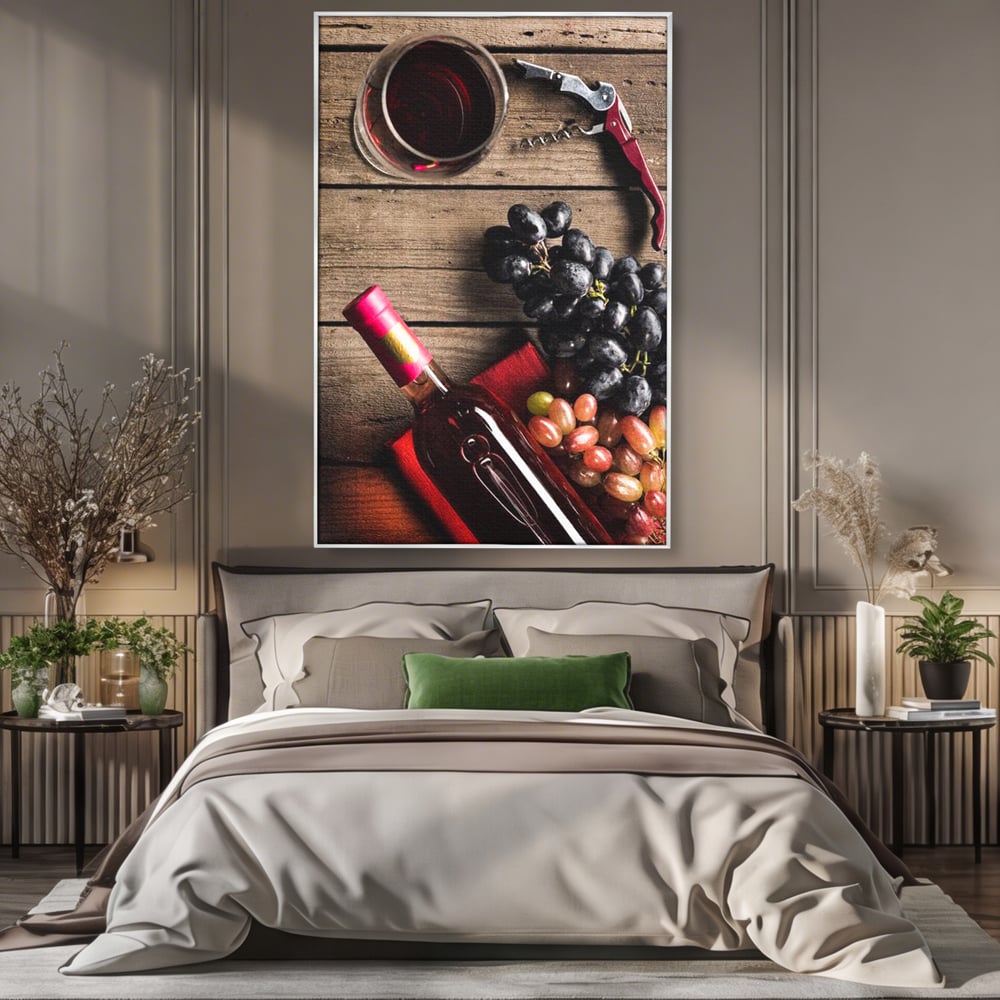 Tablou canvas cu natura statica cu sticla de vin si struguri, in rama de aluminiu argintiu, pe perete intr-un dormitor